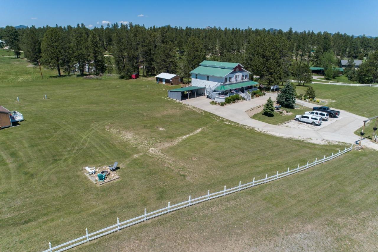 Eagle'S Landing Lodge Custer Buitenkant foto
